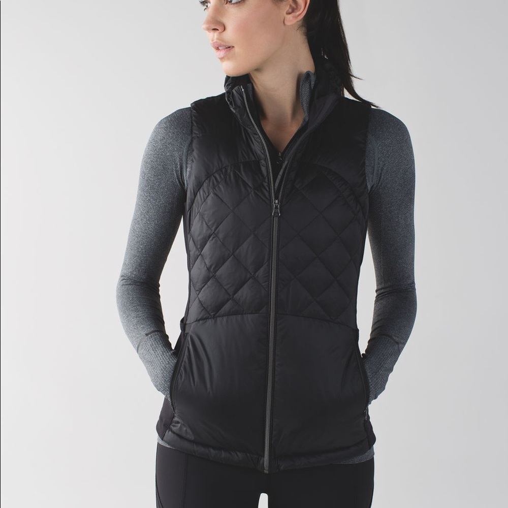 Lululemon Down For A Run Vest Black
